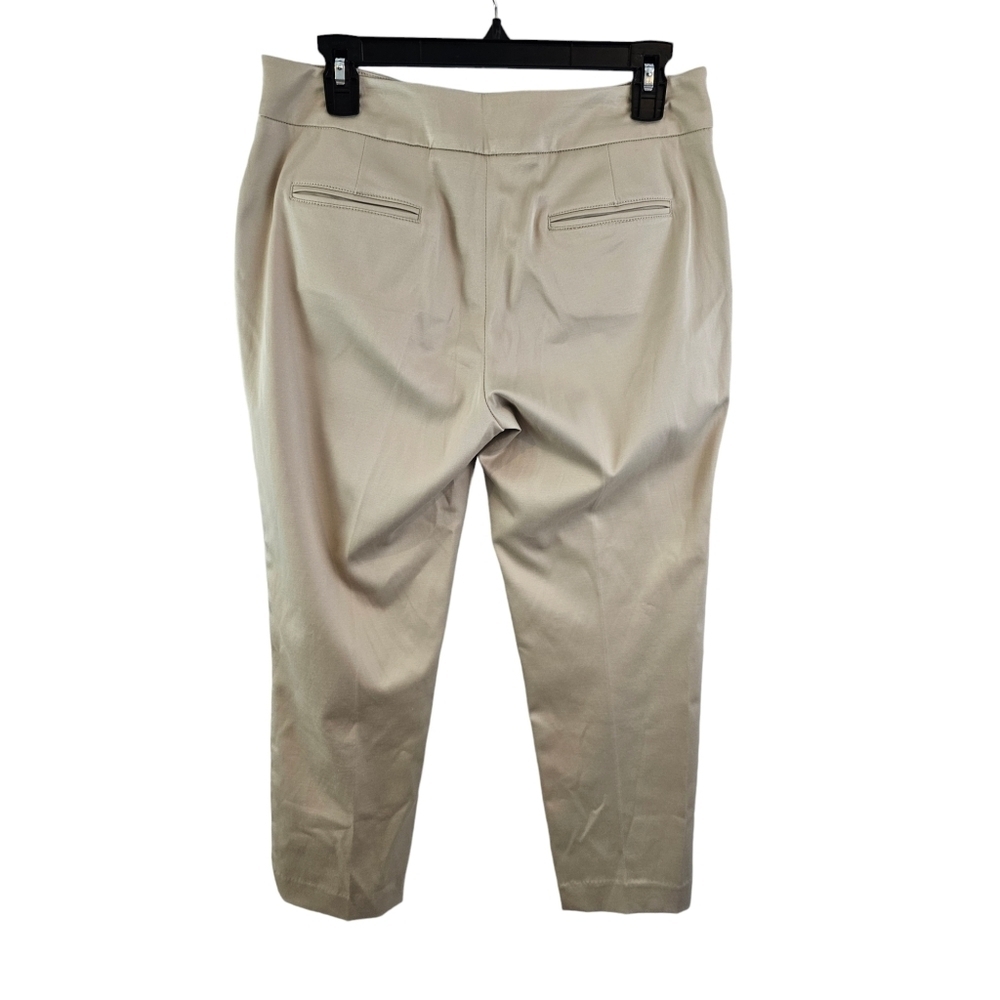 3/$25 New Directions Size 8P Stone / Latte Colored Capri Pants